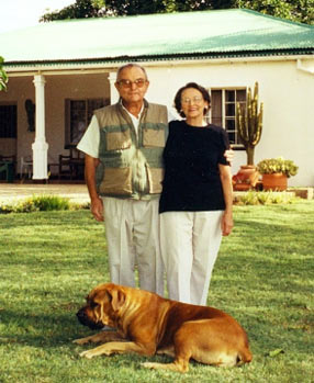 Manie Eloff (1927 – 2010) saam Ma Marthie op Klipput